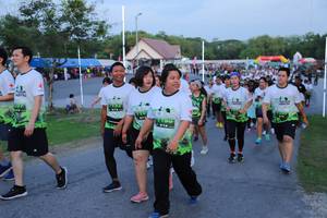 BIB: 
                            <button type="button" onclick="openModal(3630192)" class="btn btn-primary btn-sm float-right btn-popup" data-toggle="modal" data-target=".modal-high-quality">
                        <i class="fas fa-shopping-cart"></i> Add to Cart
                    </button>
                                            <button type="button" onclick="isThisMe(3630192, true)" class="btn btn-success btn-sm float-right btn-popup btn-isme hidden" data-toggle="tooltip" data-placement="bottom" title="นี่คือรูปของคุณใช่ไหม คลิกที่นี่เพื่อเอาเข้าอัลบั้ม">
                        <i class="fas fa-plus"></i> Add to album
                    </button>
                    <button type="button" onclick="isThisMe(3630192, false)" class="btn btn-warning btn-sm float-right btn-popup btn-isnotme hidden">
                        <i class="fas fa-ban"></i> Remove from album
                    </button>